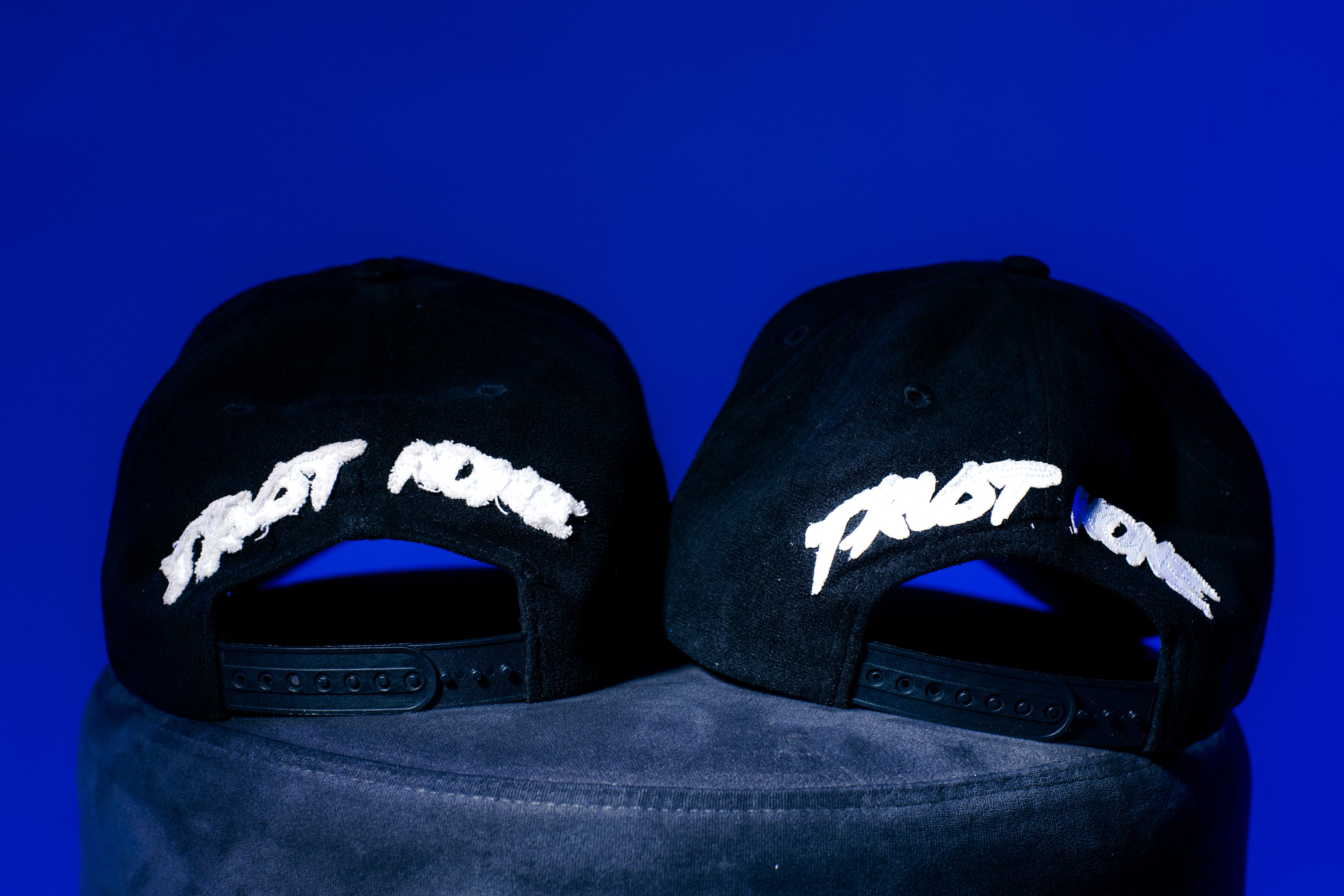 TN SUEDE HAT
