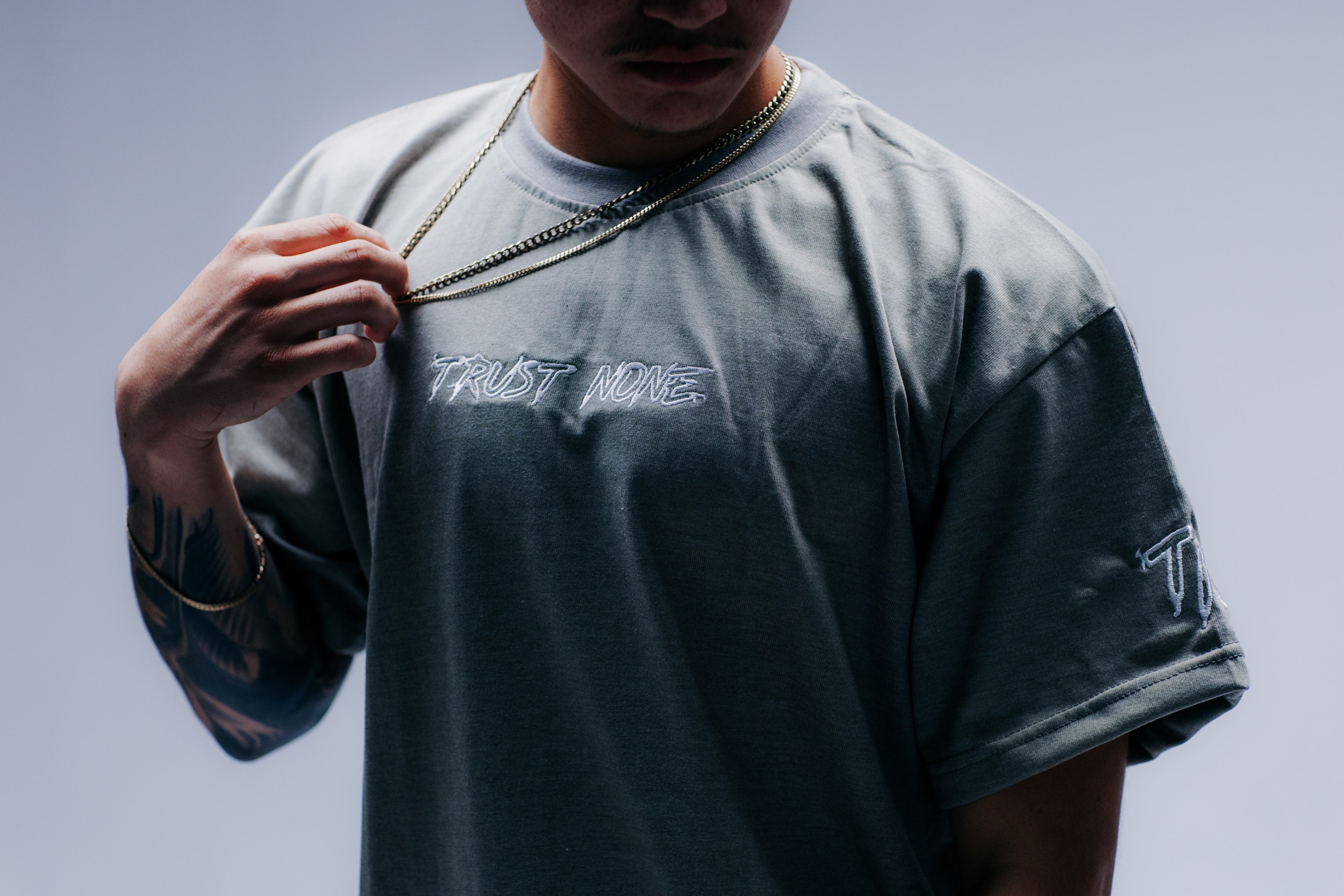 EMBROIDERED T SHIRT EVERYDAY USE